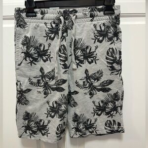 Retrofit Branding Mfg. Gray Black Elastic Waist Drawstring Shorts Men’s Small